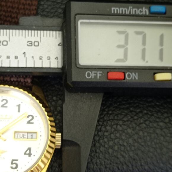 Vintage 1972 Citizen Automatic Mens Gold Watch W/daydate & Silver accents - Picture 7 of 10